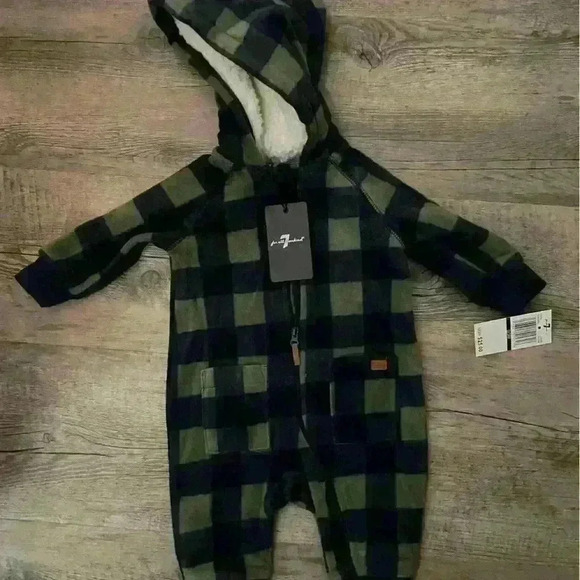 Fuzzy hoodie 7 for all Mankind baby onesie outfit NWT - Picture 1 of 4
